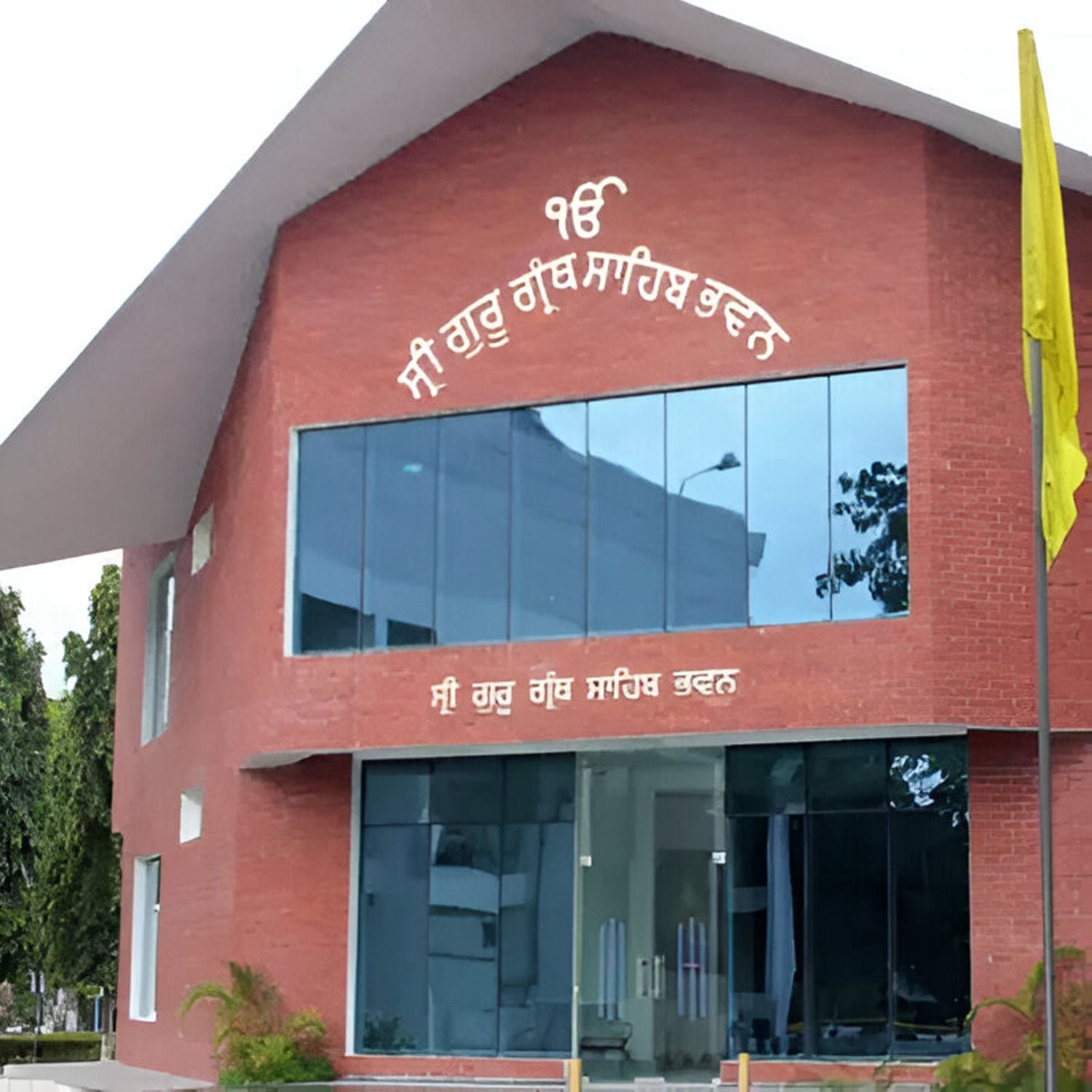 TT 903 Brick 3x9 inch with natural brick texture, durable surface, ideal for wall cladding, kitchen backsplashes, and decorative interior or exterior applications
